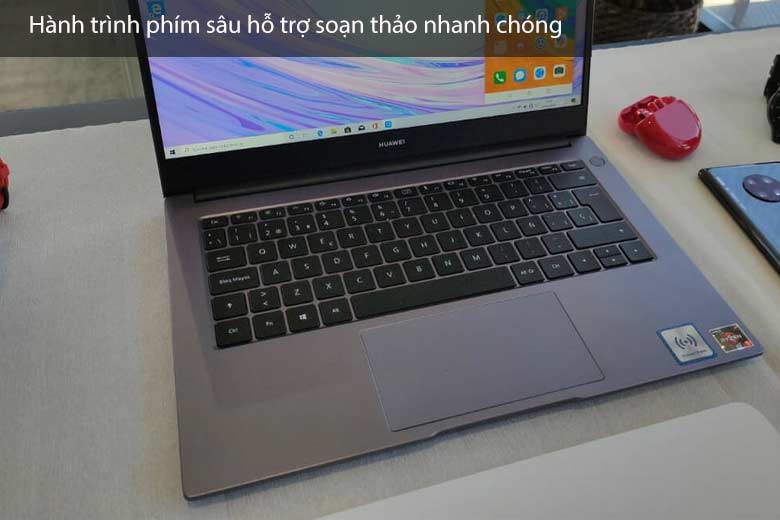 Hành trình phím sâu hỗ trợ soạn thảo nhanh chóng