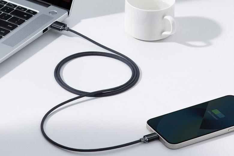 Cáp sạc Baseus Crystal Shine USB-A to Lightning 1.2M - Thiết kế bền bỉ, sạc nhanh chóng