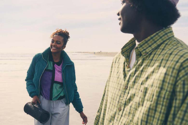 Thời lượng pin khủng cho phép sử dụng lên đến 25 giờ