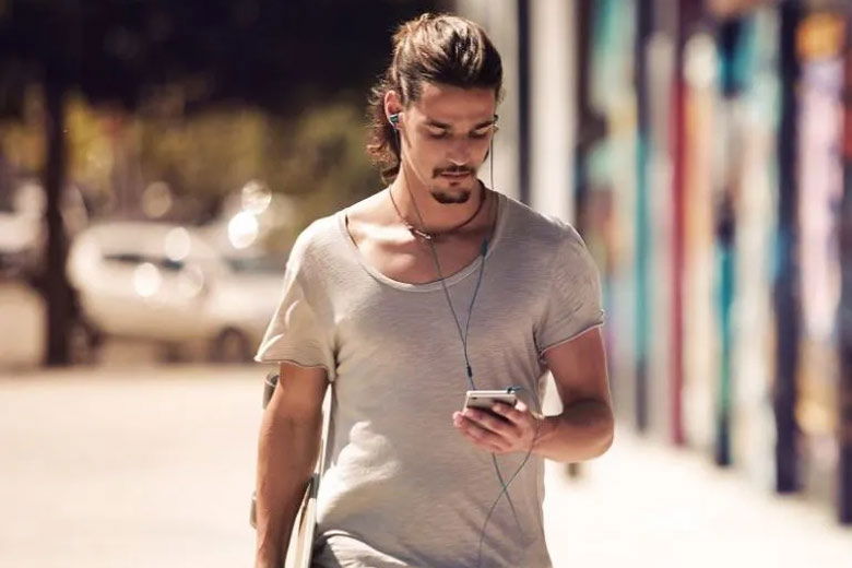 Thiết kế trẻ trung, gọn nhẹ