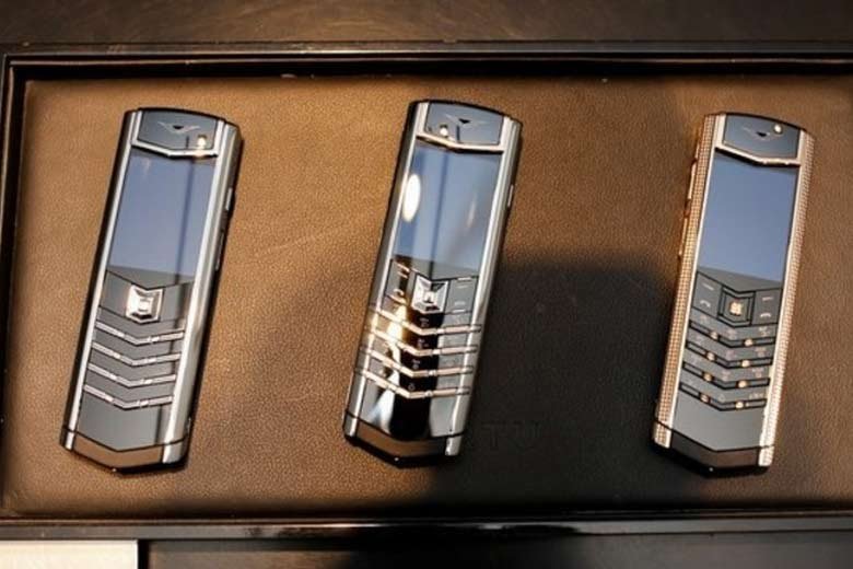Tại sao Vertu lại được mệnh danh là chiếc điện thoại siêu sang bậc nhất thế giới?
