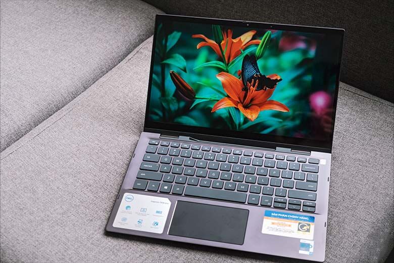 Hỗ trợ nhiều cổng kết nối, tích hợp Wifi 6 mới nhất