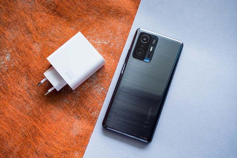 Thiết kế toát lên thời thượng, đẳng cấp trên Xiaomi 11T Pro 256GB