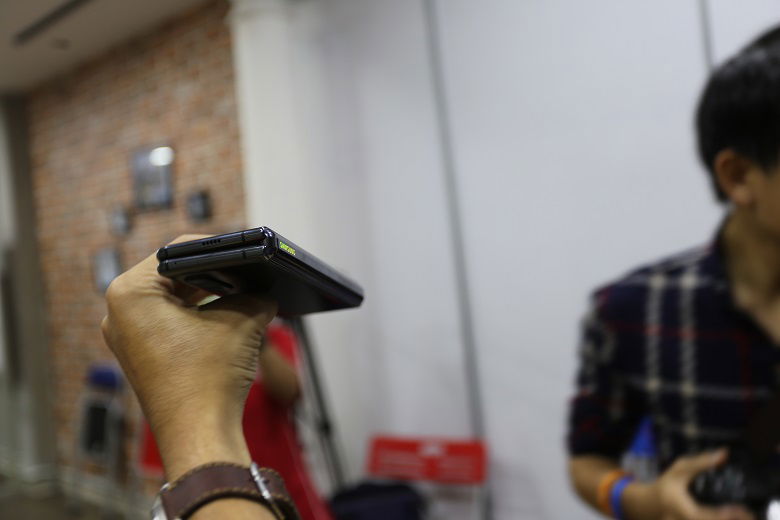 camera Galaxy Fold cũ chụp hình ổn