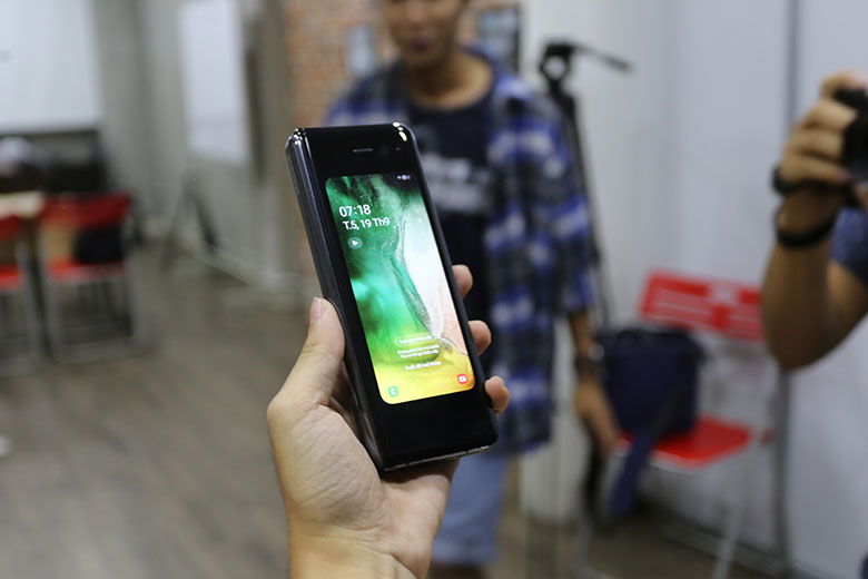 3 màn hình Galaxy Fold cũ chất lượng