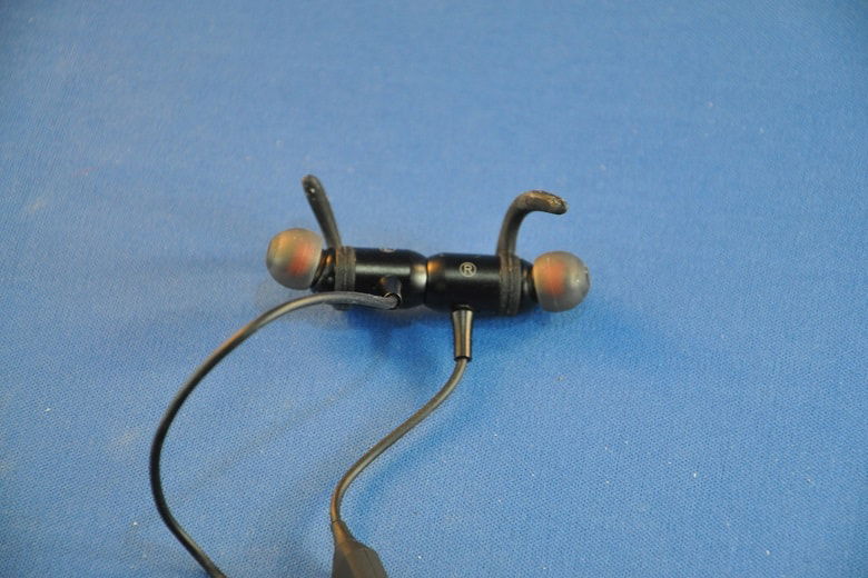 thiet-ke-tai-nghe-bluetooth-sport-tronsmart-encore-s1-didongviet
