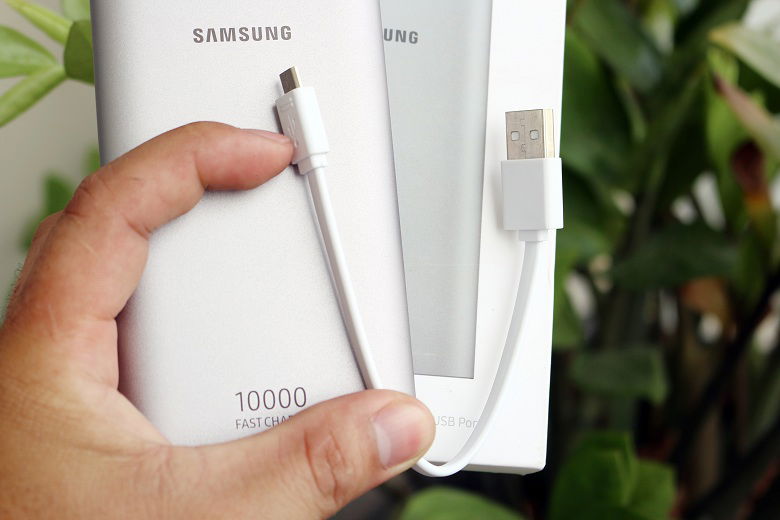 pin-sac-du-phong-samsung-eb-p1100-10-000-mah-didongviet