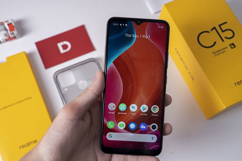 Realme C15 có màn hình siêu rộng