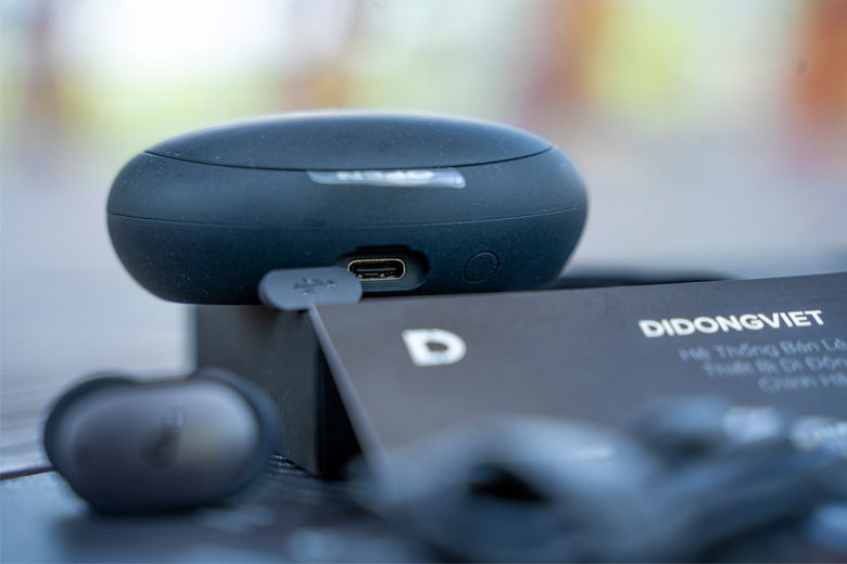 Thiết bị sở hữu dung lượng pin cao, gia tăng chất lượng nghe nhạc