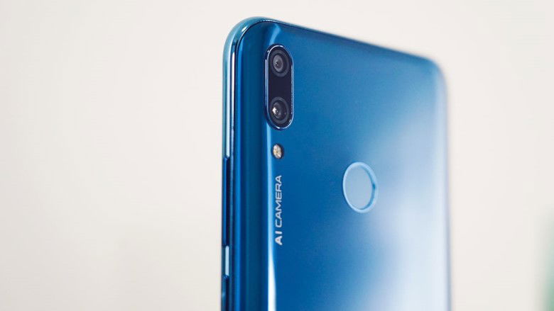 Cụm camera kép trên Huawei Y9 2019 có hỗ trợ AI