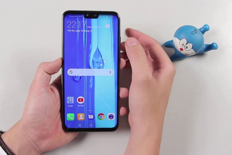 Màn hình Huawei Y9 2019 FullView cho không gian hiển thị rộng rãi