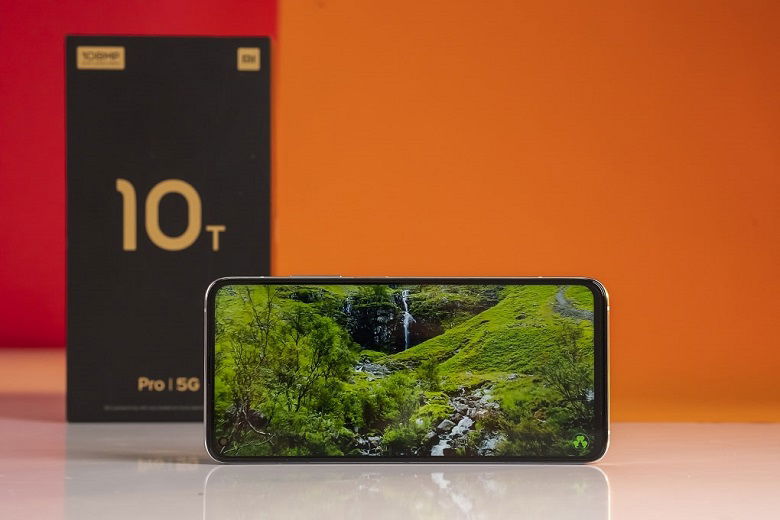 Xiaomi Mi 10T Pro sở hữu màn hình rộng