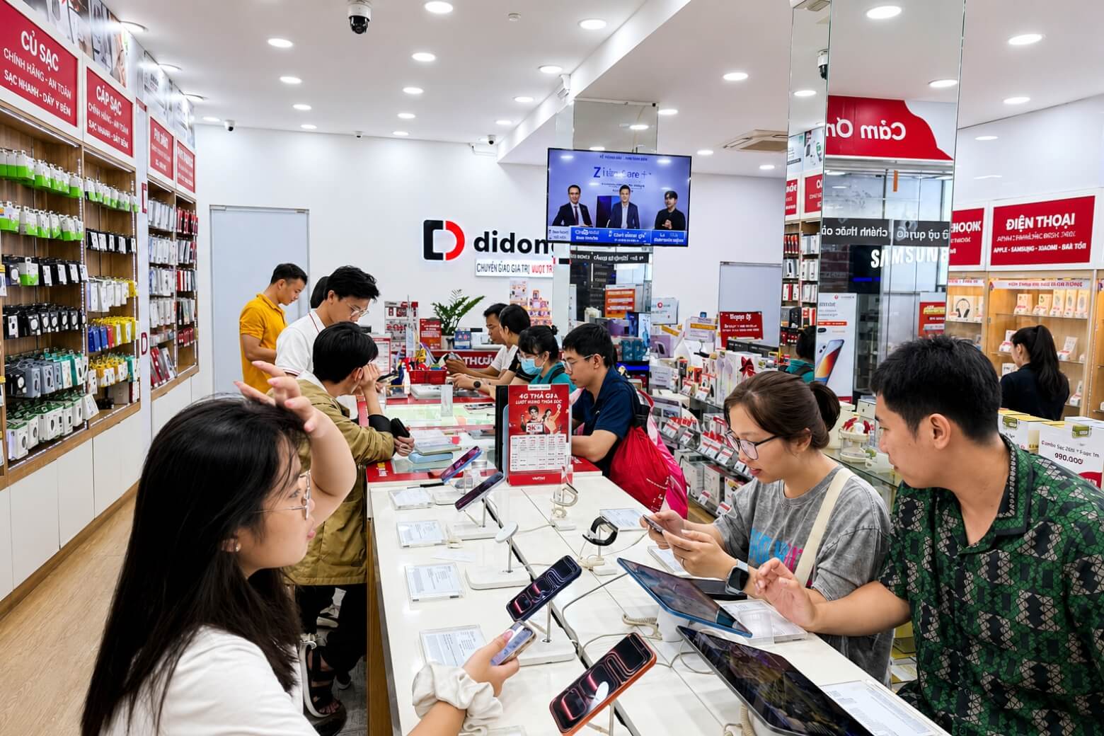 apple-watch-se-3-2025-40mm-gps-vien-nhom-day-cao-su-s-m-chinh-hang-didongviet.jpg