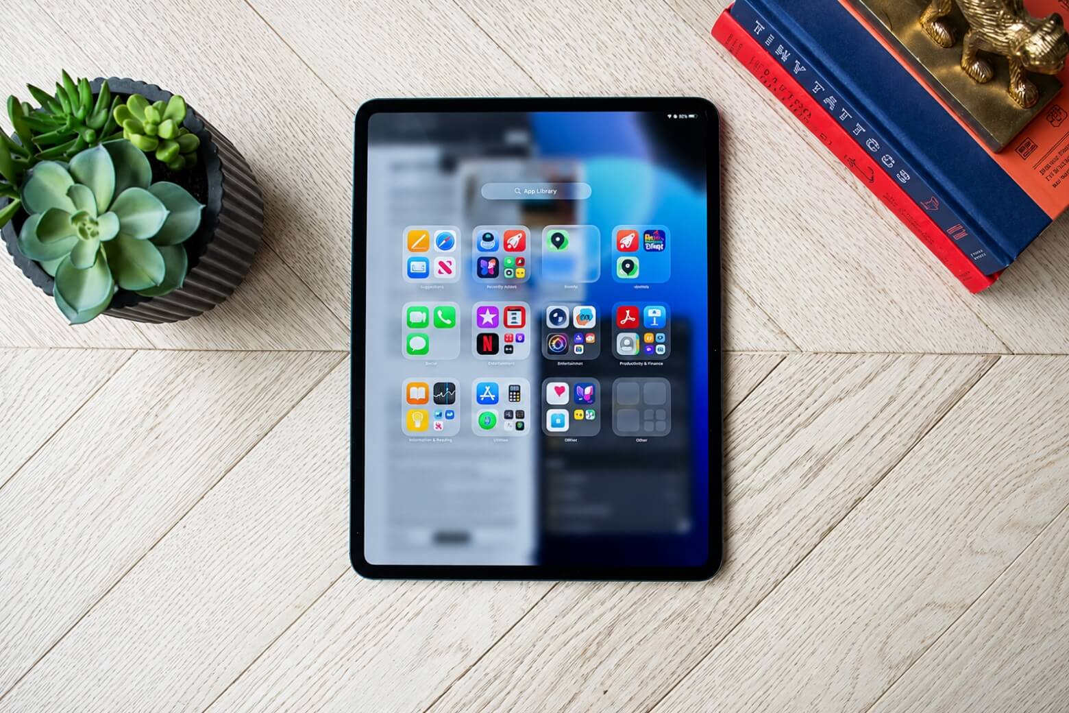 ipad-pro-m5-man-hinh-tandem-oled-ultra-retina-xdr-didongviet.jpg ipad-pro-m5-man-hinh-tandem-oled-ultra-retina-xdr-didongviet.jpg