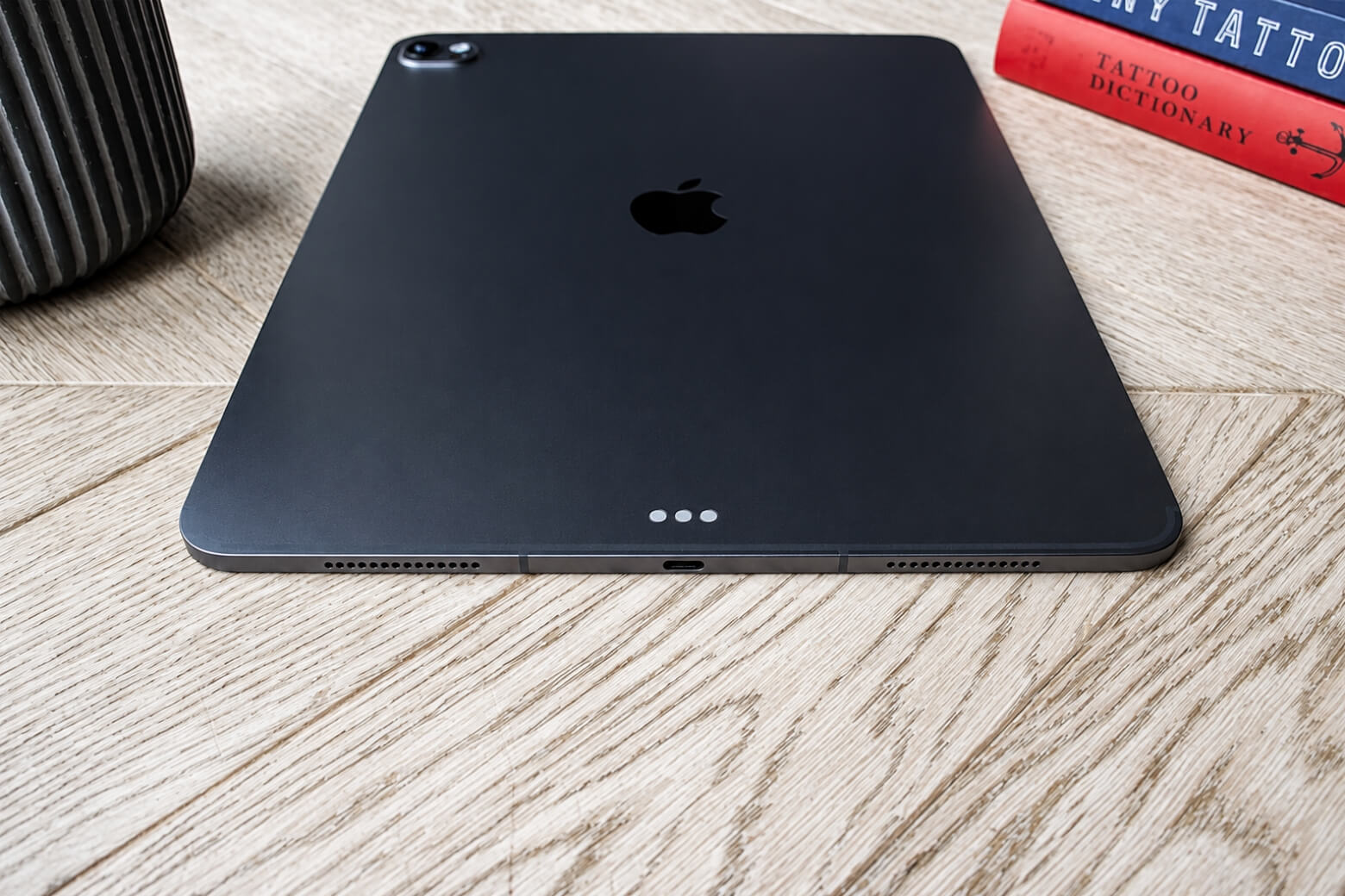 ipad-pro-m5-tan-nhiet-thu-dong-khung-sieu-mong-didongviet.jpg ipad-pro-m5-tan-nhiet-thu-dong-khung-sieu-mong-didongviet.jpg