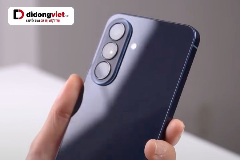 galaxy-a57-co-gi-moi.jpg
