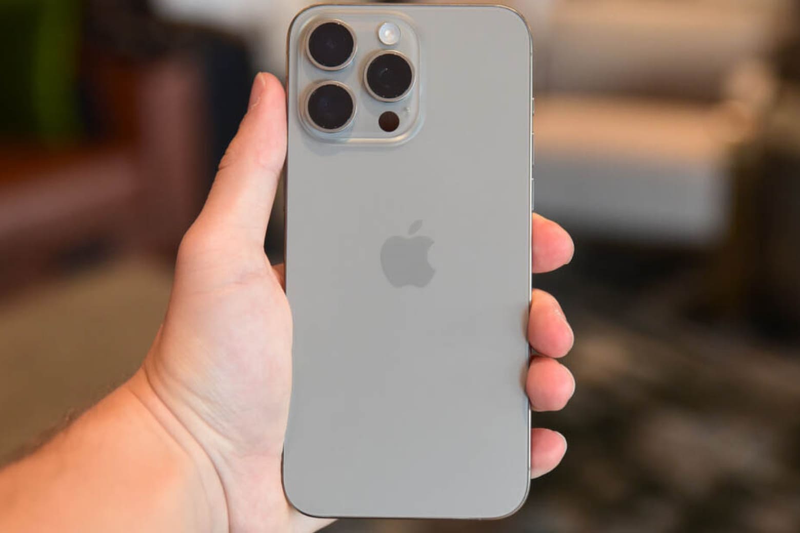 iphone-15-pro-max-256gb-cu-7-didongviet.jpg