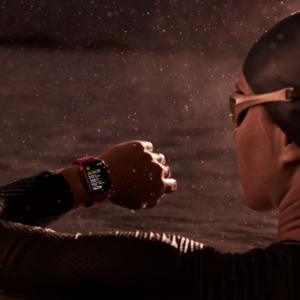 Apple Watch Series 9 41mm (GPS) Viền nhôm - Dây cao su size S/M