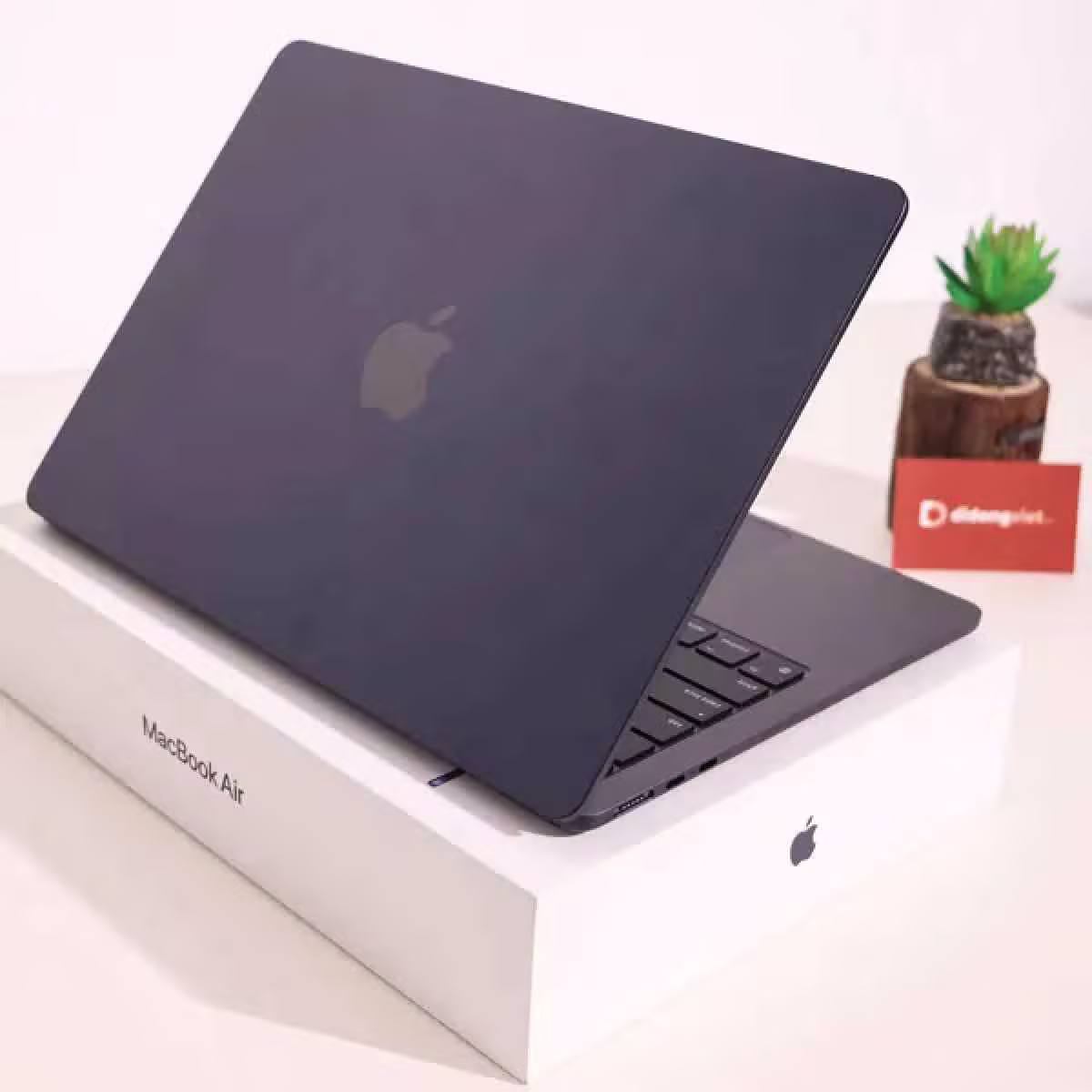 MacBook Air M2 2024 13-inch 16GB/256GB Chính Hãng - ảnh 4