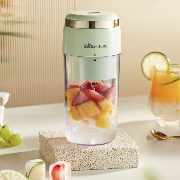 Máy xay sinh tố cầm tay 300ml Bear LLJ-E03F1